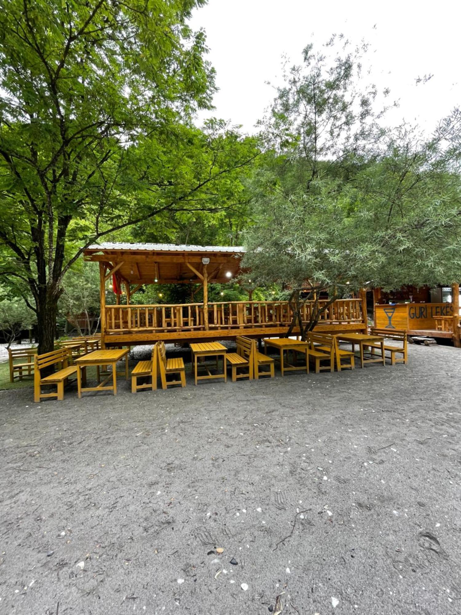 Guri I Lekes Guesthouse Moll' e Shoshit Zewnętrze zdjęcie
